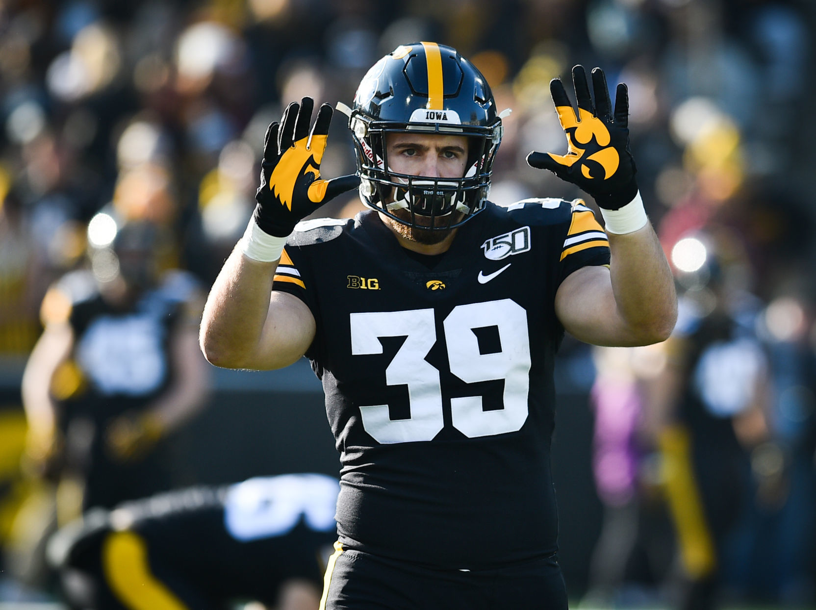 111619-qct-spt-iowa-minn-foot-019a.jpg
